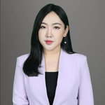 Xin Guan (anchor and chief editor of Financial News Department at CGTN)